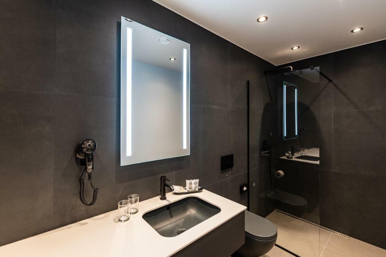 Maestro Design Hotel Лієпая Екстер'єр фото