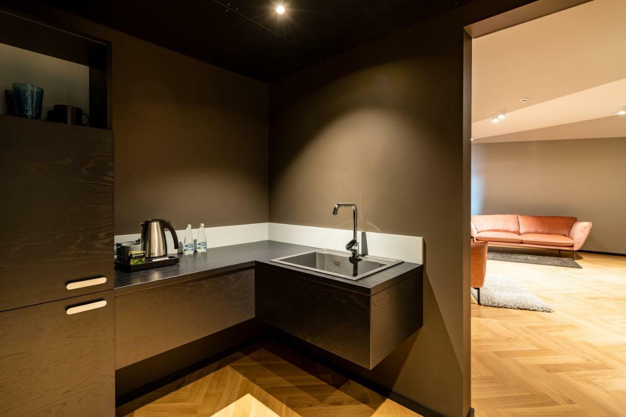 Maestro Design Hotel Лієпая Екстер'єр фото